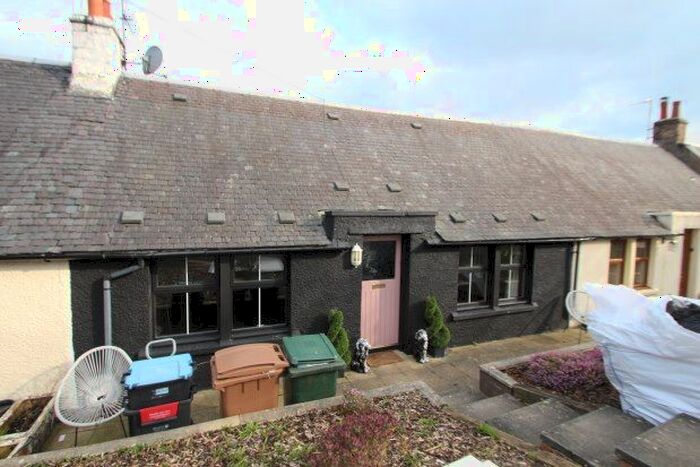 2 Bedroom Bungalow To Rent In Sornhill Row, Galston, KA4