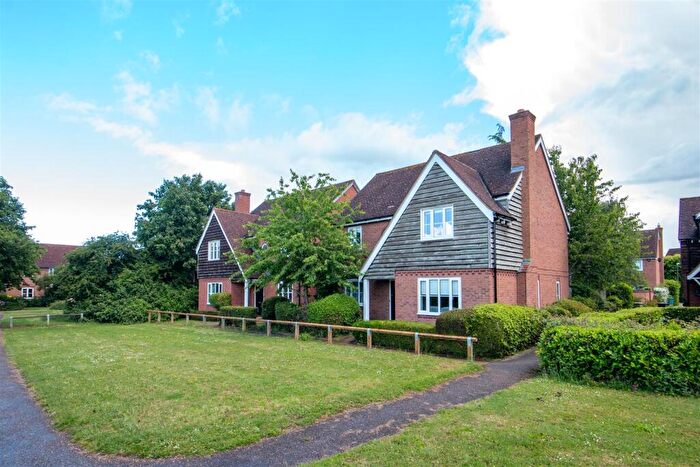 4 Bedroom Detached House To Rent In Digby Croft, Middleton, MK10