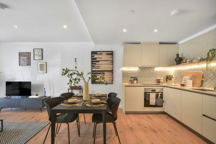 2 Bedroom Flat To Rent In Evelyn Street Deptford, SE8