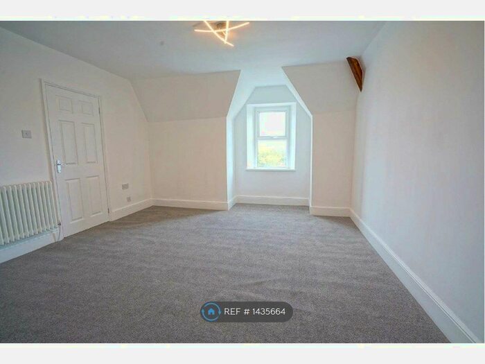 1 Bedroom Flat To Rent In Reneville Road, Rotherham, S60