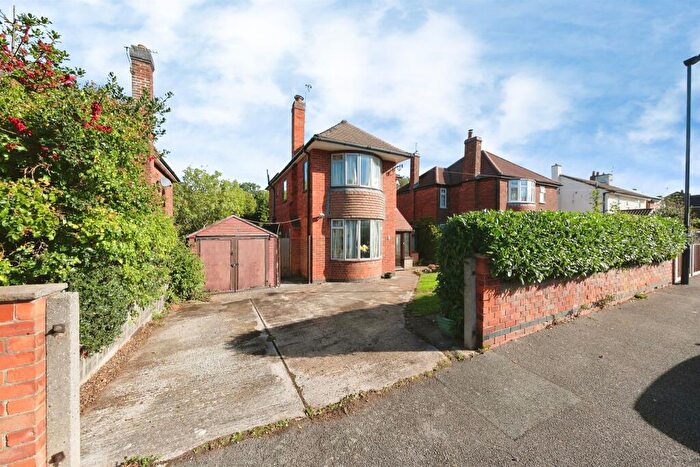 3 Bedroom Detached House For Sale In Enfield Road, Derby, DE22