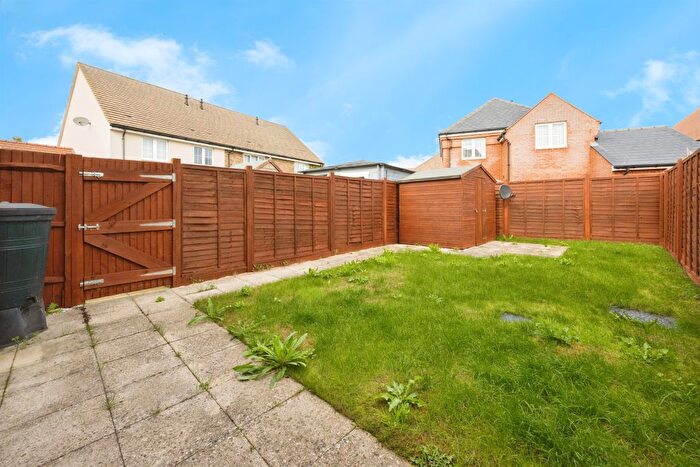 2 Bedroom Semi-detached House For Sale In Pipin Crescent, Finberry, Ashford, TN25