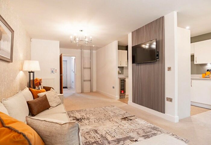 3 Bedroom Cottage For Sale In Wilmslow, SK9