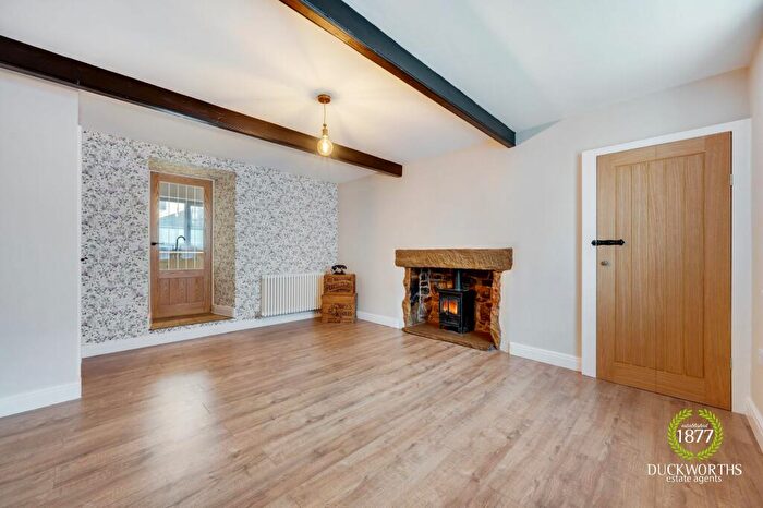1 Bedroom Cottage For Sale In Red Lion Street, Earby, BB18