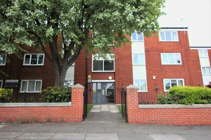 1 Bedroom Flat To Rent In Pitville Grove, Mossley Hill, Liverpool, L18