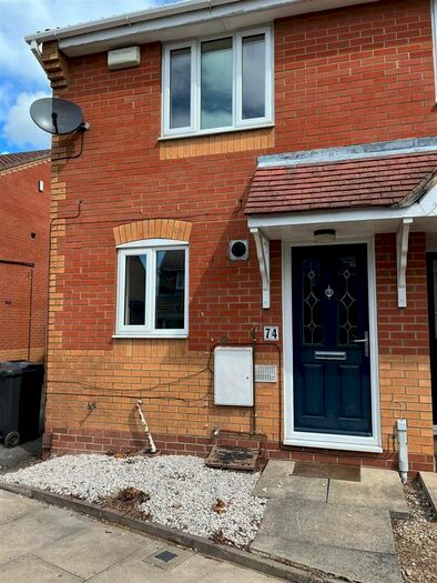2 Bedroom Property To Rent In Orion Way, Grimsby, DN34