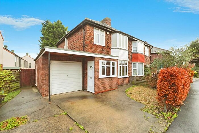 3 Bedroom Semi-Detached House To Rent In Cottage Mews, Burnholme Drive, York, YO31