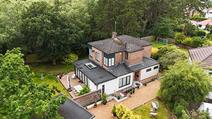 3 Bedroom Detached House For Sale In North Drive, Heswall, Wirral, CH60