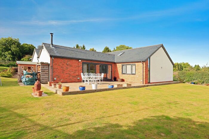 4 Bedroom Detached House For Sale In Sandy Lane, Kidderminster, DY11