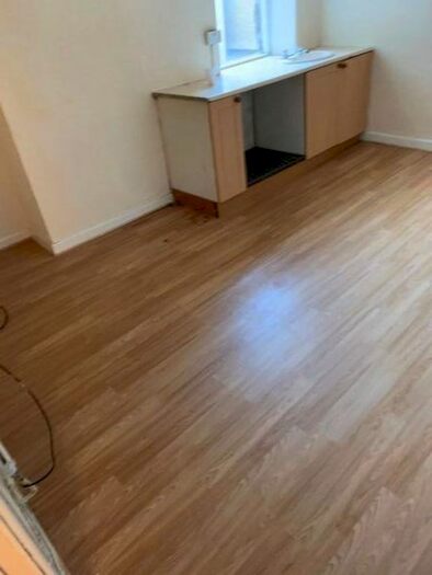 1 Bedroom Flat To Rent In Llys Hafn, Cardiff Road, Taffs Well, Cardiff, CF15