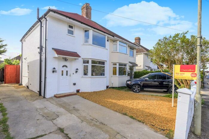 3 Bedroom Semi-Detached House To Rent In Weyland Road, Headington, OX3