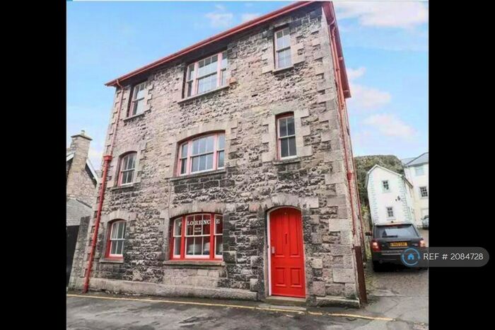 4 Bedroom Detached House To Rent In Chapel Street, Denbigh, LL16