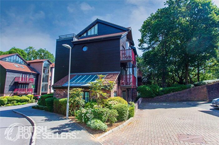 3 Bedroom Maisonette For Sale In Coach House Mews, Ferndown, Dorset, BH22