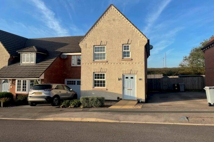 3 Bedroom Property To Rent In The Hay Fields, Mansfield, NG21