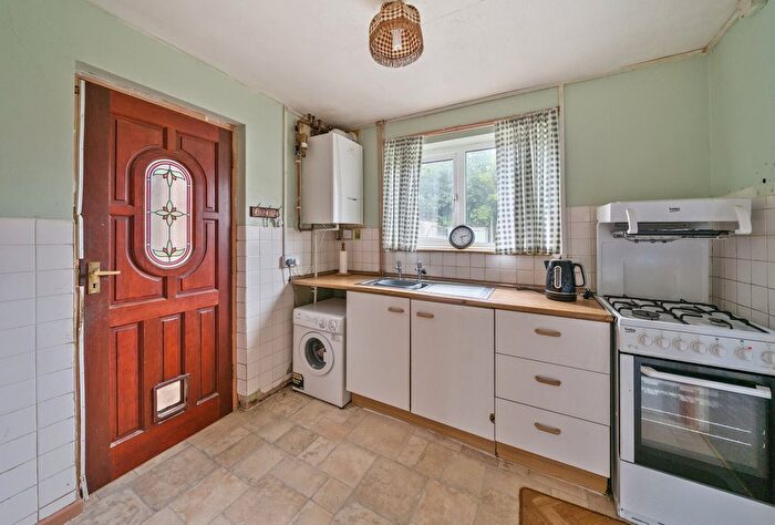 3 Bedroom Semi-detached House For Sale In Winterbotham Road, Cheltenham, Gloucestershire, GL51