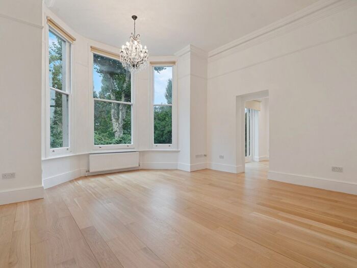 1 Bedroom Flat For Sale In Warrington Crescent, London, W9