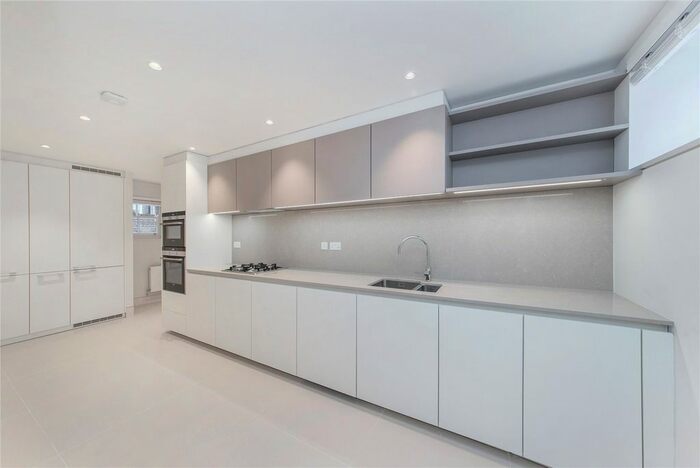 2 Bedroom Terraced House To Rent In Pavilion Road, Knightsbridge, London, SW1X