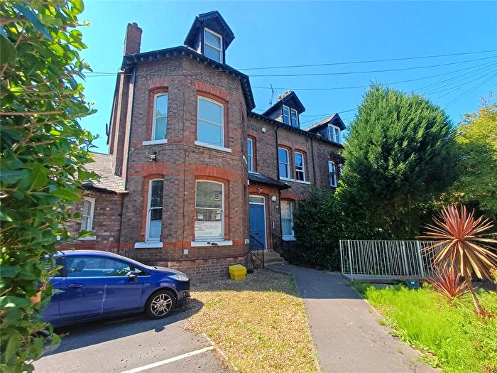 2 Bedroom Flat For Sale In Sefton Drive, Sefton Park, Liverpool, Merseyside, L8