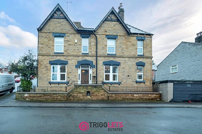 3 Bedroom End Terrace House For Sale In Clarkson Street, Worsbrough, Barnsley, S70