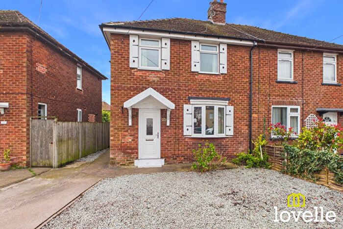 3 Bedroom Semi-Detached House For Sale In Park Lane, Cottingham, HU16