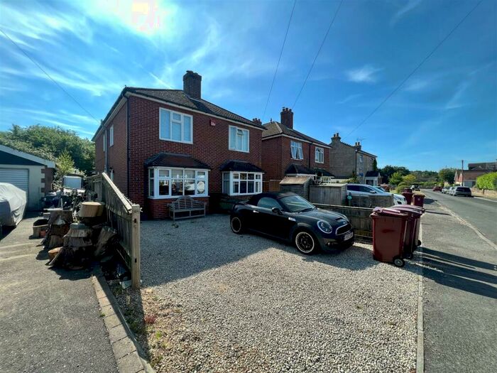 3 Bedroom Semi-Detached House To Rent In Penny Lane, Emsworth, PO10