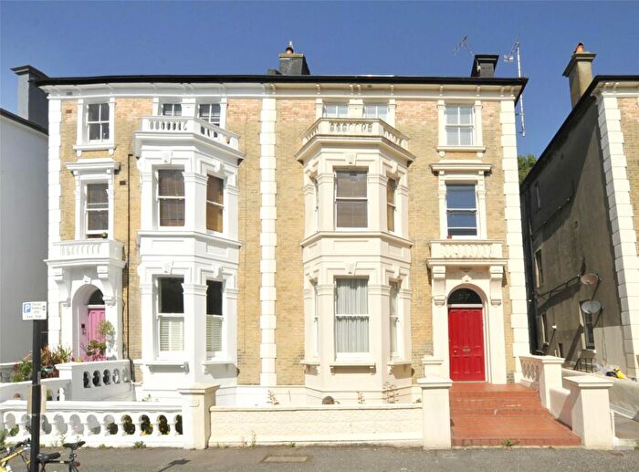 2 Bedroom Apartment To Rent In Selborne Road, Hove, East Sussex, BN3