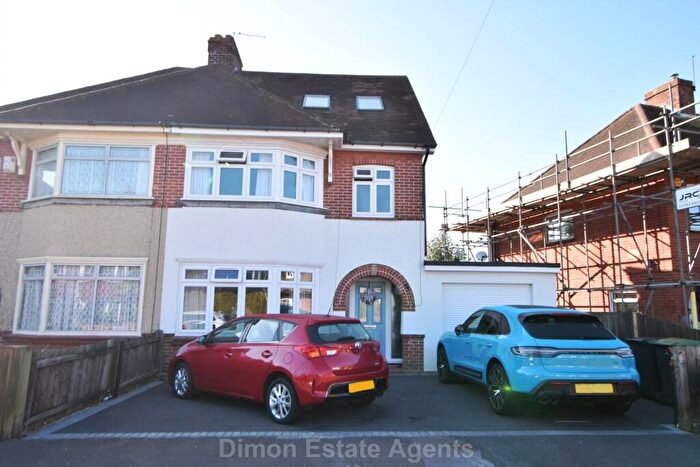 5 Bedroom Semi-Detached House For Sale In Bury Close, Gosport, PO12