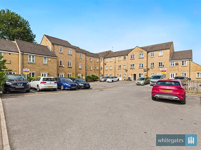 1 Bedroom Studio For Sale In Brackenhill Mews, Bradford, West Yorkshire, BD7