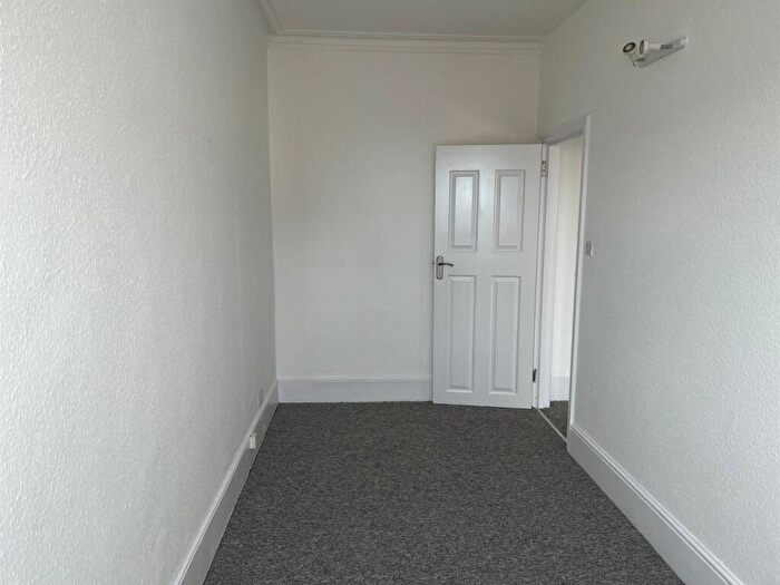 2 Bedroom Apartment To Rent In St Catherines Terrace, Hove, BN3
