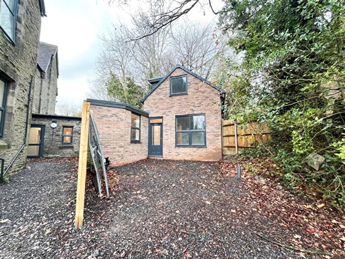 2 Bedroom House To Rent In London Road, Macclesfield, SK11