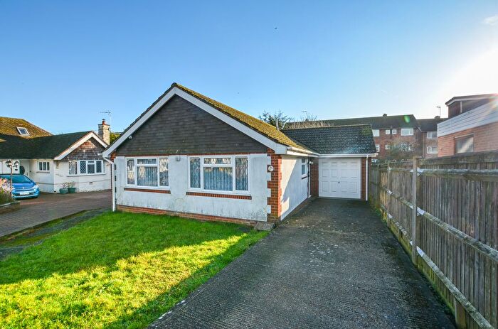 2 Bedroom Bungalow For Sale In Old Drive, Polegate, East Sussex, BN26