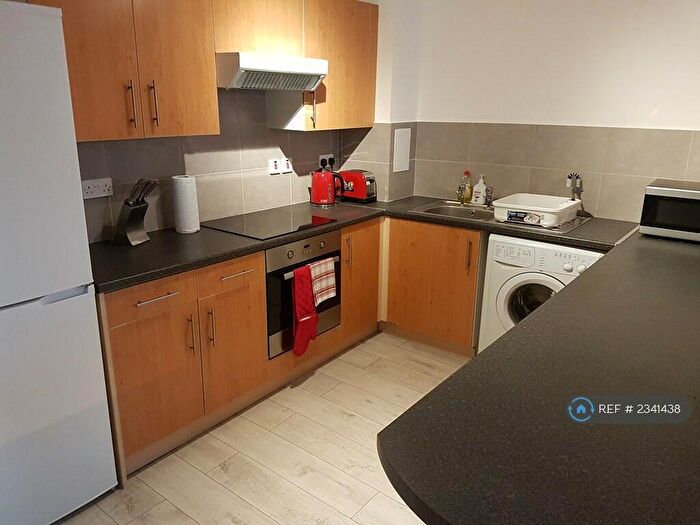 2 Bedroom Flat To Rent In Blackfriars Road, Glasgow, G1