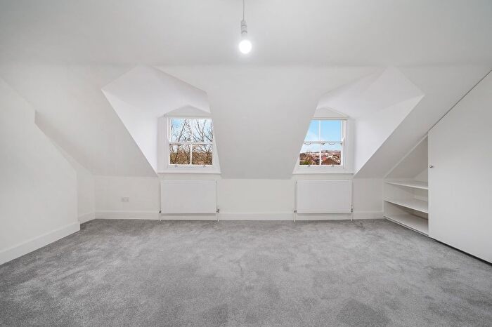 3 Bedroom Flat To Rent In Iverson Road, West Hampstead, NW6