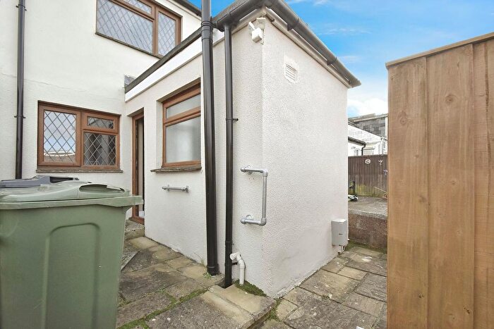 3 Bedroom Semi-Detached House To Rent In Lower Highland Road, Ryde, PO33