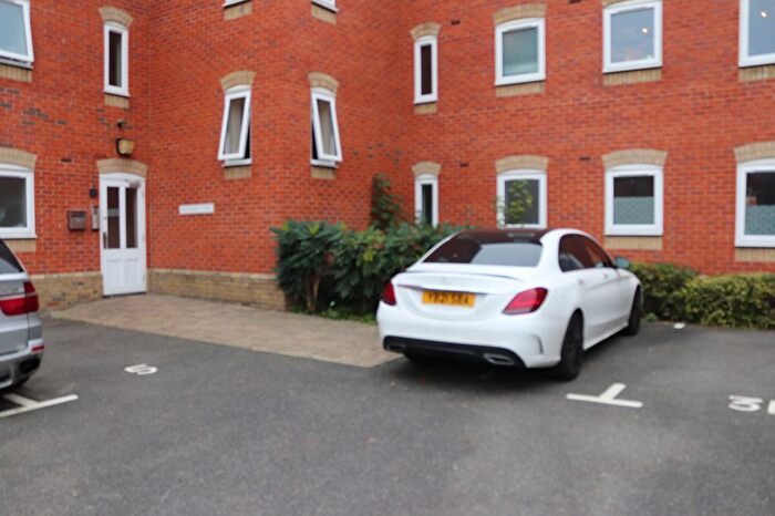 3 Bedroom Flat To Rent In Meachen Road, Colchester, Essex, CO2