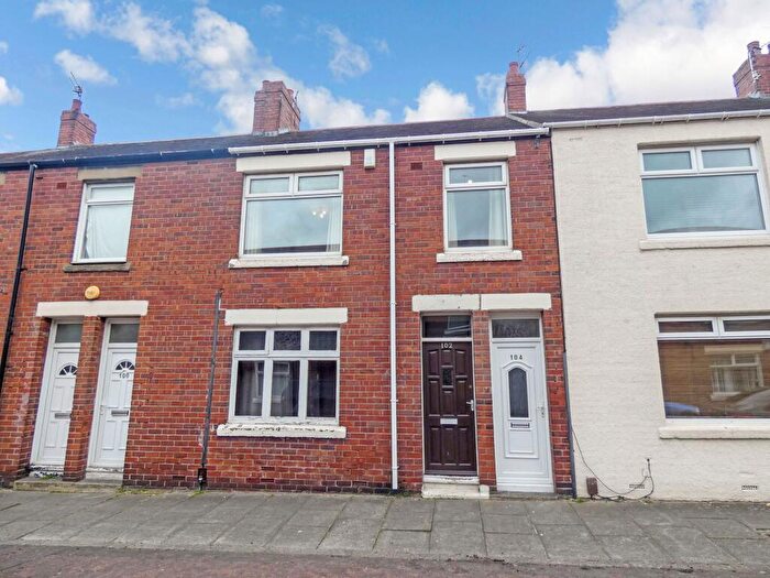2 Bedroom Flat For Sale In Collingwood Street, Hebburn, Tyne And Wear, NE31