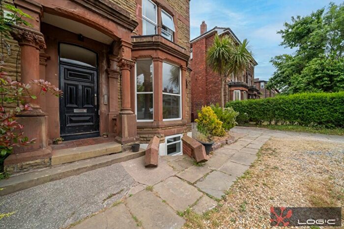 2 Bedroom Flat For Sale In Waterloo House, Crosby Road South, Liverpool, Merseyside, L22