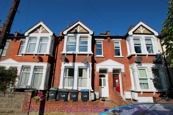 1 Bedroom Flat To Rent In Falmer Road, Enfield, EN1