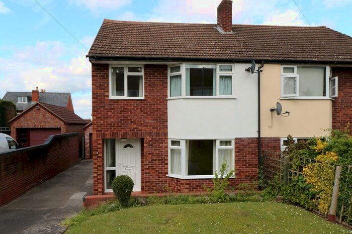3 Bedroom Semi-Detached House To Rent In Thompson Place, Hereford, HR4