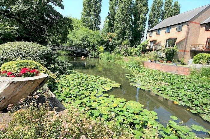 4 Bedroom Terraced House To Rent In Heron Island, Caversham, Reading RG4