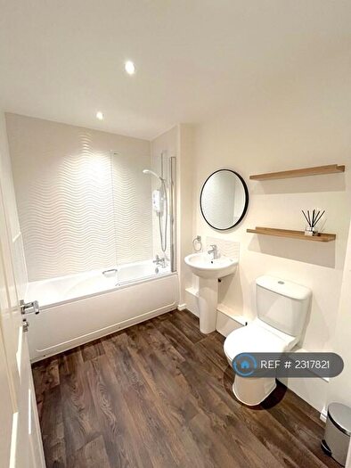 1 Bedroom Flat To Rent In Arneil Drive, Edinburgh, EH5