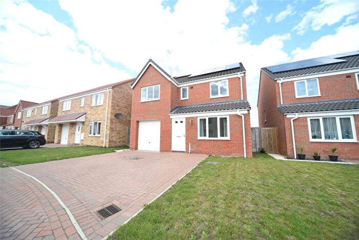 4 Bedroom Detached House To Rent In Harrow Drive, Beck Row, Bury St Edmunds, Suffolk, IP28