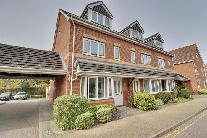 1 Bedroom Flat To Rent In The Tollgate, Fareham, PO16
