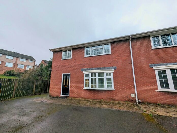 3 Bedroom Semi-Detached House To Rent In Horrocks Close, Newport, NP20