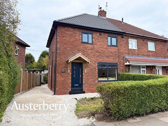 2 Bedroom Semi-Detached House For Sale In Finstock Avenue, Stoke-On-Trent, ST3