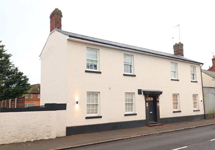 4 Bedroom Detached House To Rent In Aylesbury Road, Wing, Leighton Buzzard, Buckinghamshire, LU7