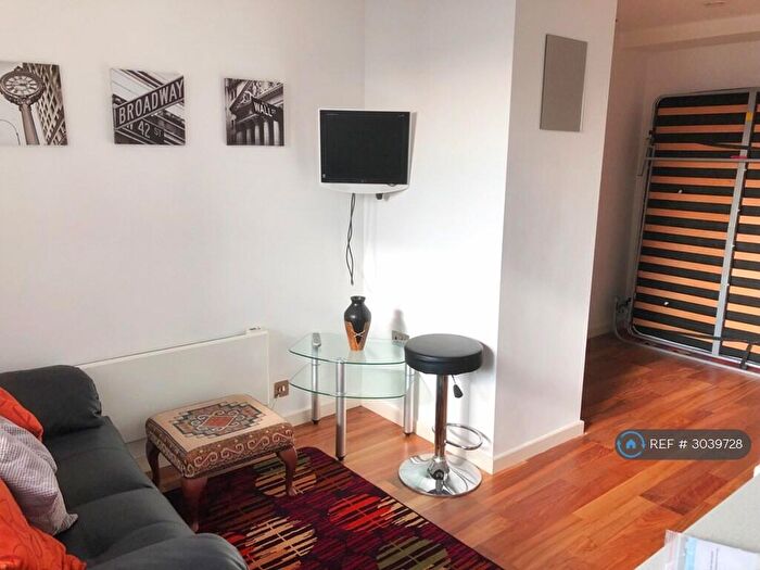 Studio To Rent In Wellington Street, Leeds, LS1