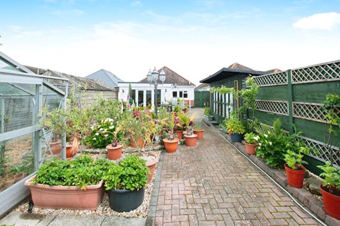 2 Bedroom Detached Bungalow For Sale In Durdells Avenue, Bournemouth, BH11
