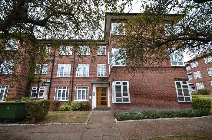 1 Bedroom Flat To Rent In Carmel Court, Kings Drive, Wembley, Middlesex, HA9