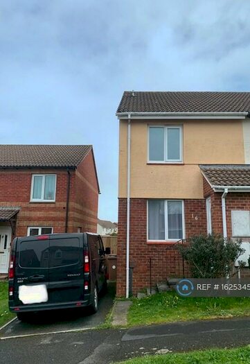 2 Bedroom Semi-Detached House To Rent In Kitter Drive, Plymouth, PL9